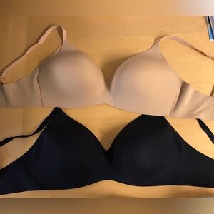 Two (2) Knix WingWoman Contour Bras - Size 8 - Black & Warm Sand